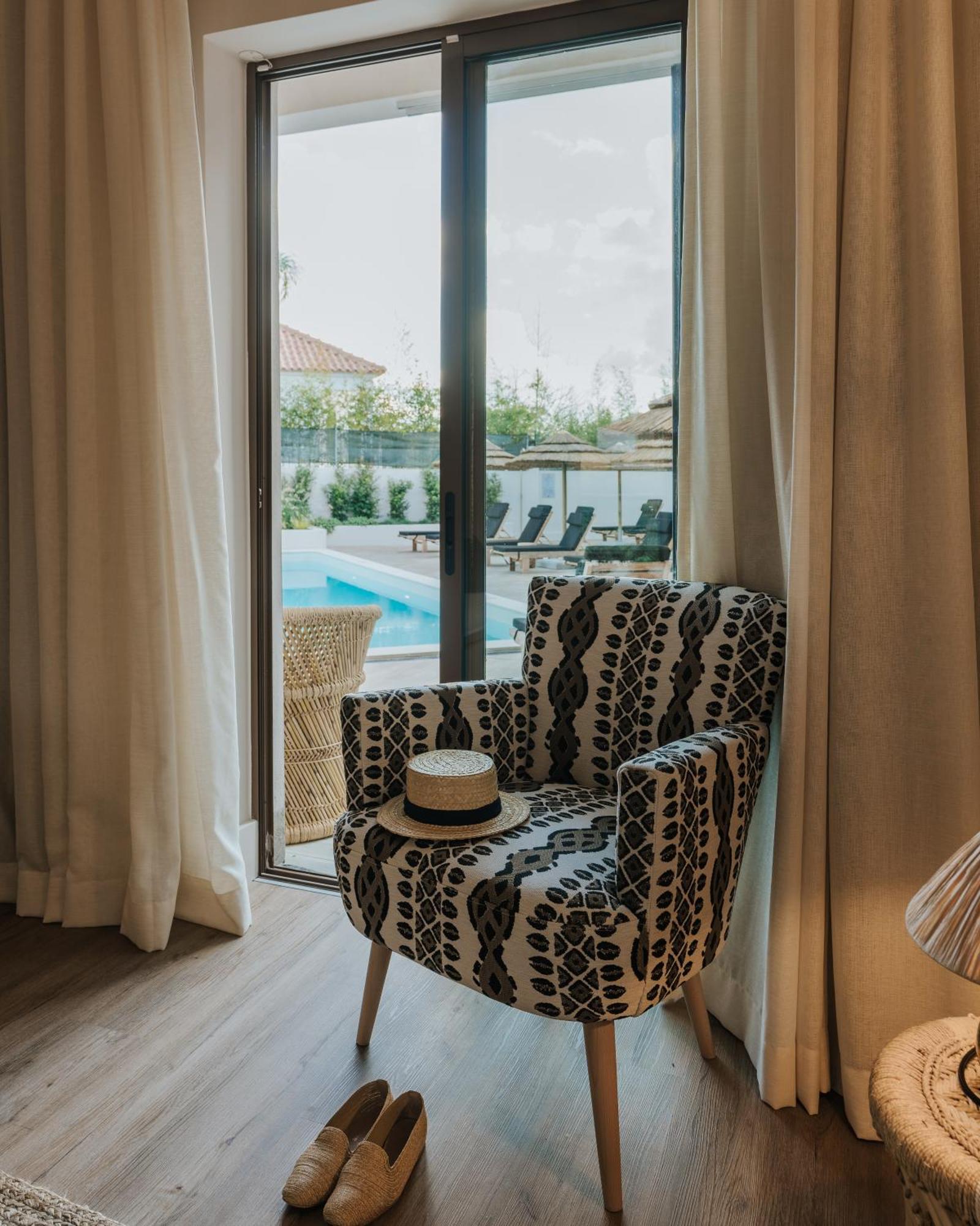 Suite Pool View