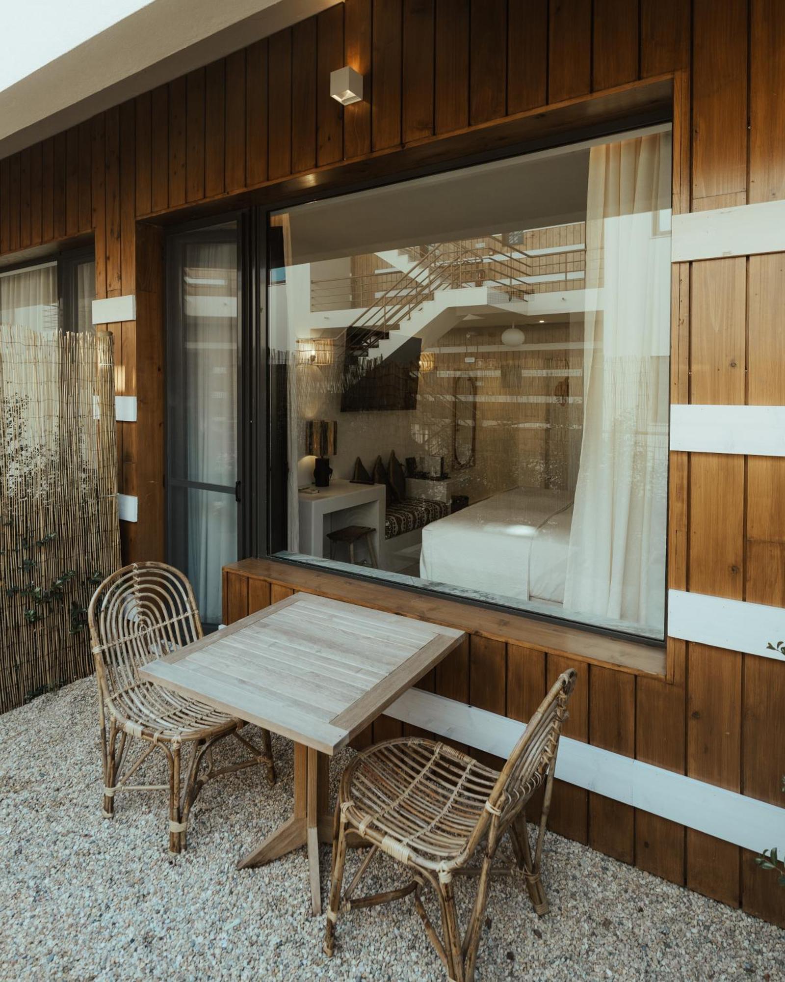 Deluxe Double or Twin Room Garden View