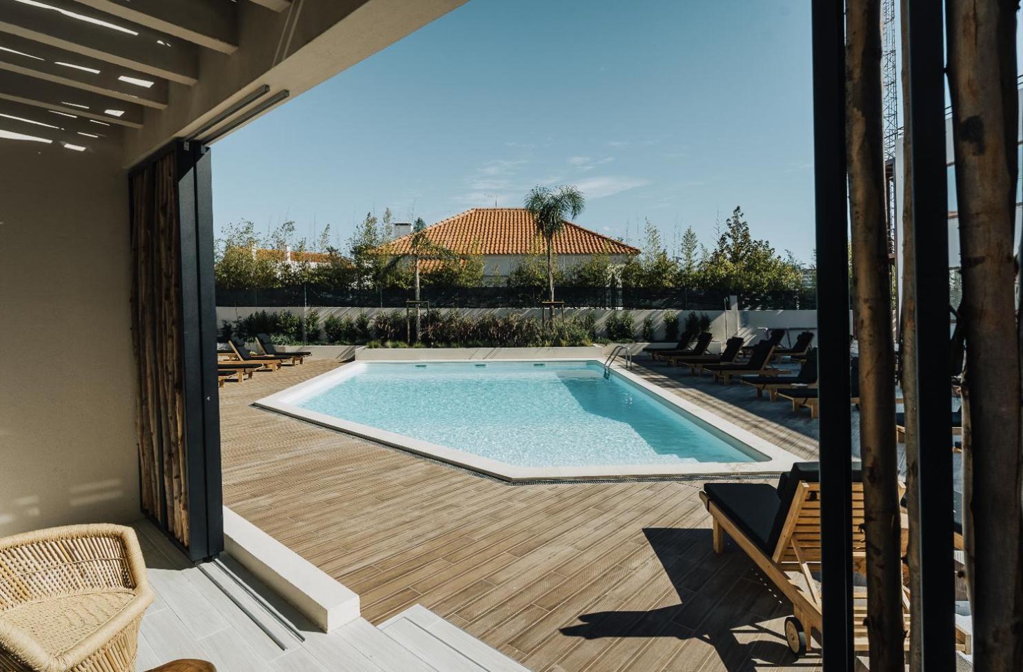 Suite Pool View