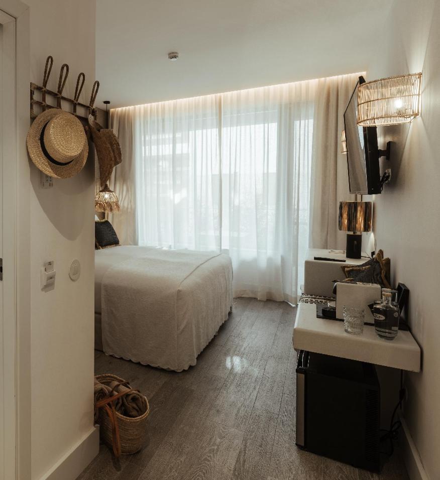 Deluxe Double or Twin Room Garden View